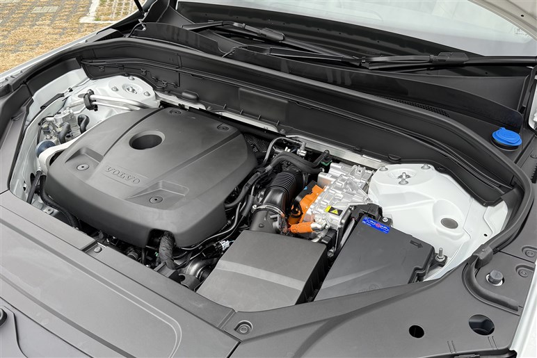 ロングセラーというボルボ流の安心感。最上級SUV「XC90」は“大幅改良”で鮮度が高まった今が買いかも