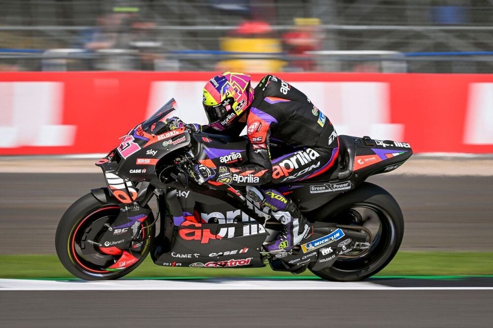 MotoGP後半戦最初のポールシッターはアレイシ・エスパルガロ！　バニャイヤ2番手確保｜MotoGPイギリスGP予選