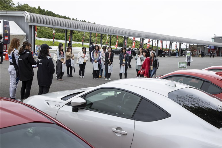 女性だけの公式オフ会「86 GIRLS owner's meeting」が大盛況。オーナーそれぞれの“ハチロク愛”がハンパなかった