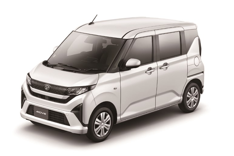 【販売店情報】新型「ムーヴ」の人気は最上級「RS」。納期2ヶ月弱と激早も認証不正の影響はほぼナシ？