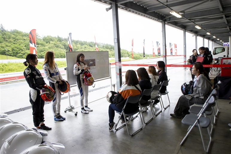 女性だけの公式オフ会「86 GIRLS owner's meeting」が大盛況。オーナーそれぞれの“ハチロク愛”がハンパなかった