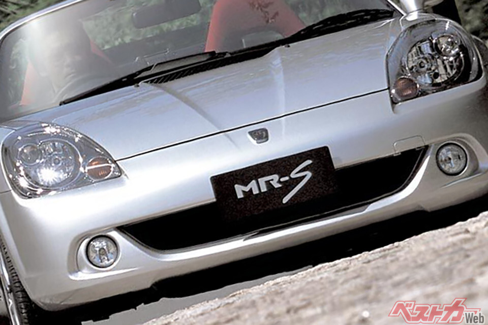 似ているが兄弟ではなく親子のよう!?　トヨタ MR-Sと初代ポルシェ ボクスターの「決定的違い」