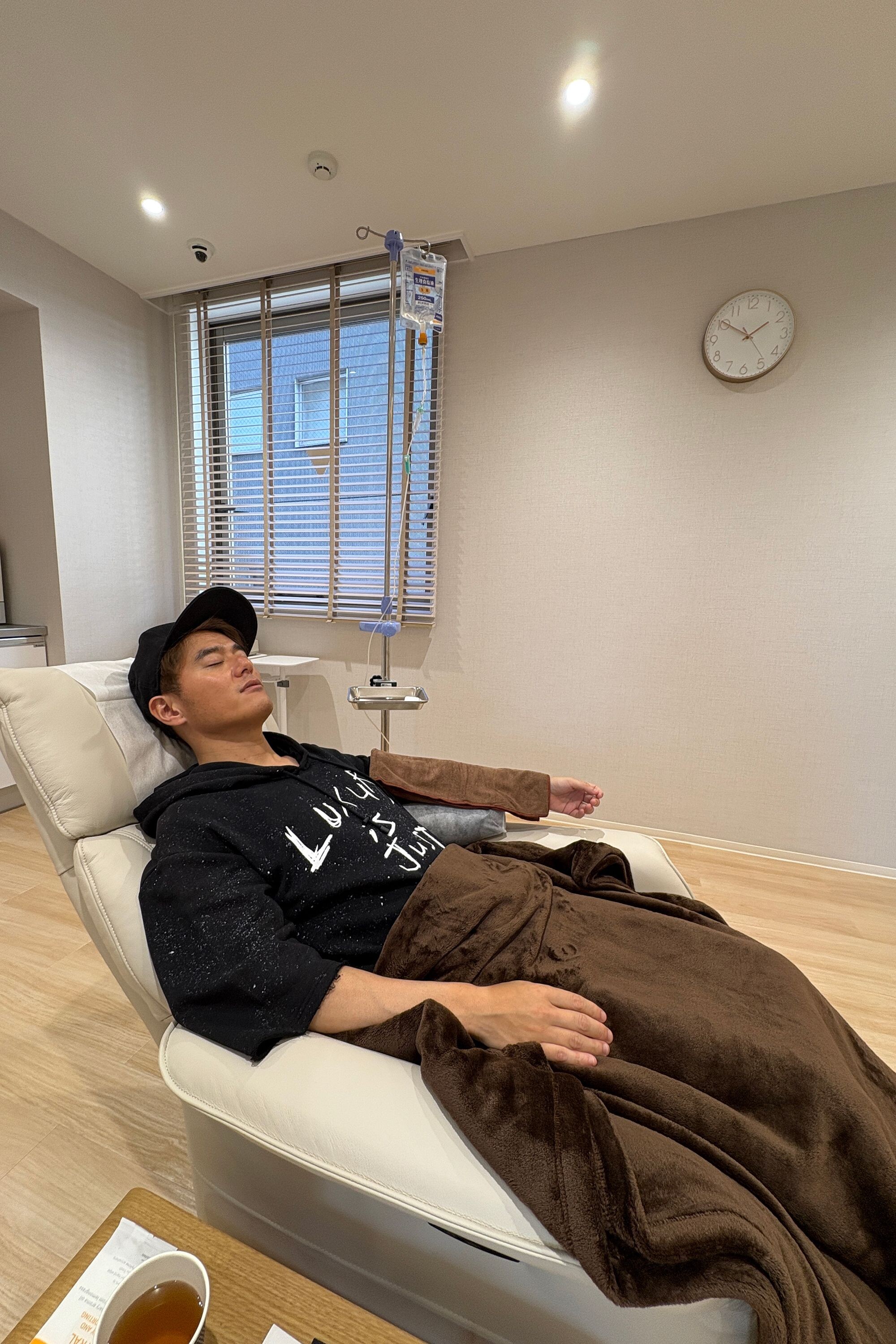 血液クレンジングからアイラインのアートメイクまで──男のビューティ目録、6月の巻
