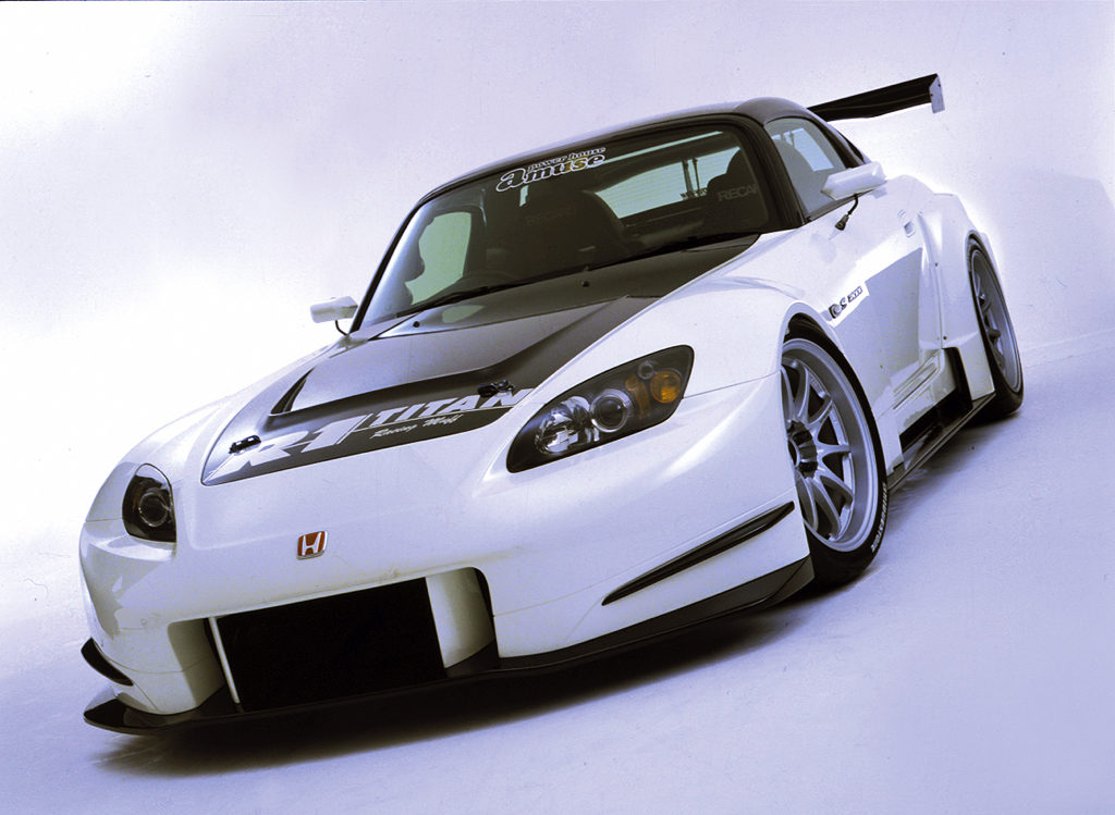 「あのS2000 GT1が現代に蘇る！？」新作R1チタンエキゾーストを含めて東京オートサロン2020で発表予定！