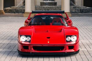 この世に“19台”しか存在しないフェラーリ「F40 コンペティツィオーネ」が16億円で落札