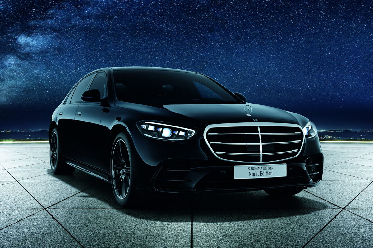 【メルセデス・ベンツ】黒ホイールに黒内装 漆黒の夜空を思わせる20台限定「Sクラス」