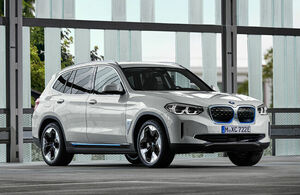 BMW初の電気自動車SUV「iX3」が世界初公開。市場投入は2020年後半から実施予定