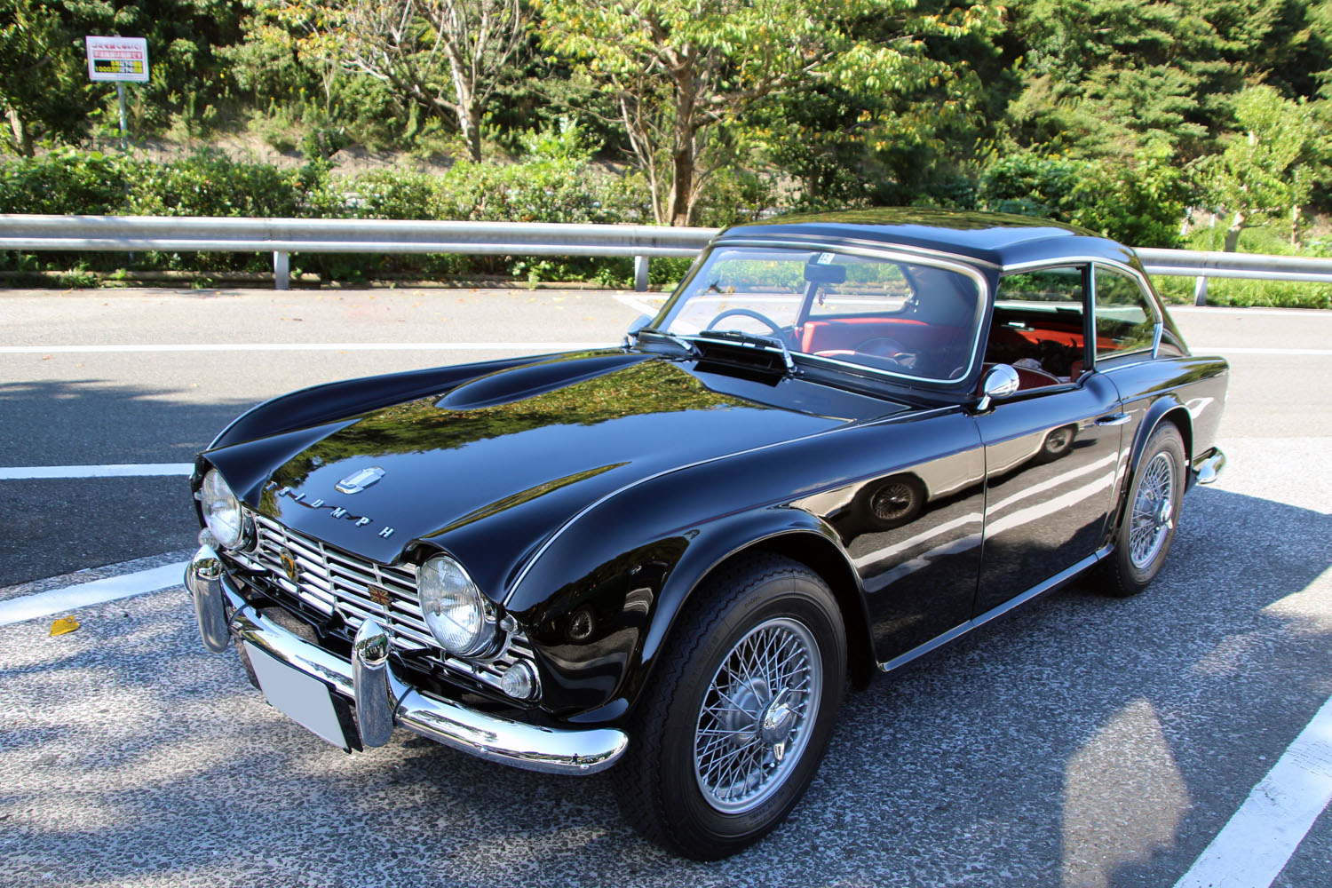 19歳で購入して45年 日本に2台しかない トライアンフdove Gtr4 の維持費はとてもリーズナブルでした Auto Messe Web 自動車情報サイト 新車 中古車 Carview