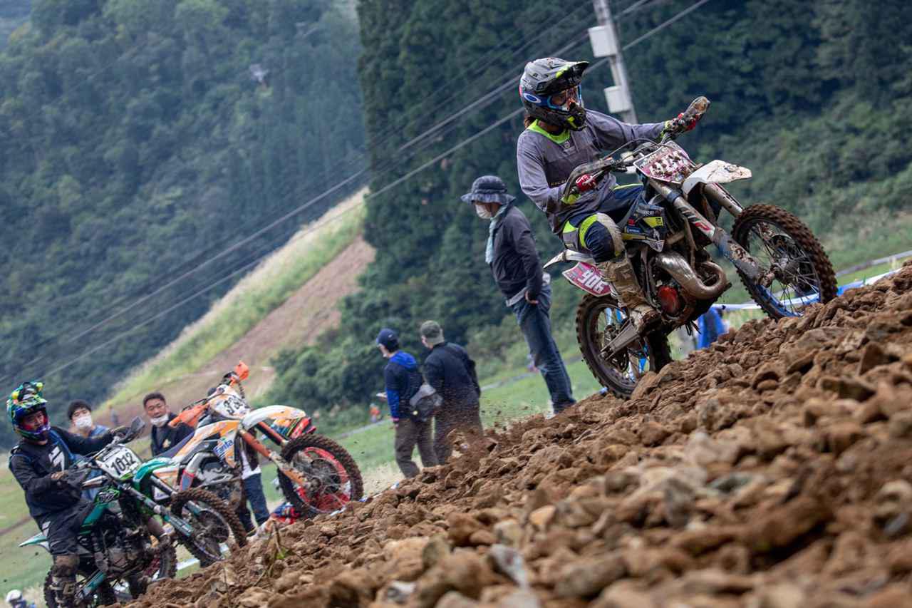 数々の逆境を跳ね除けて掴んだ Yz450fxのデビューウィン 若き才能の開花も見逃せないjncc神立 Webオートバイ 自動車情報サイト 新車 中古車 Carview