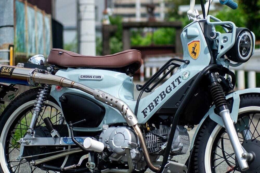 ホンダ「ハンターカブ」には負けない!! 新たなスタイルを開拓すべく選択した「クロスカブ」をよりアクティブでカスタムライクなスタイルに