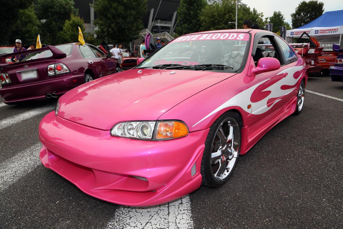 ど派手ペイント 巨大羽根 飛び跳ねるクルマ 最近激減したクルマの カスタム ５選 Web Cartop 自動車情報サイト 新車 中古車 Carview