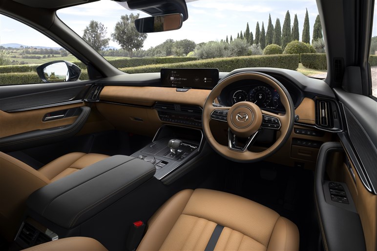 マツダの新型3列シートSUV「CX-80」発売。300万円台～も、売れ筋は約500万円の「Lパケ」になりそう