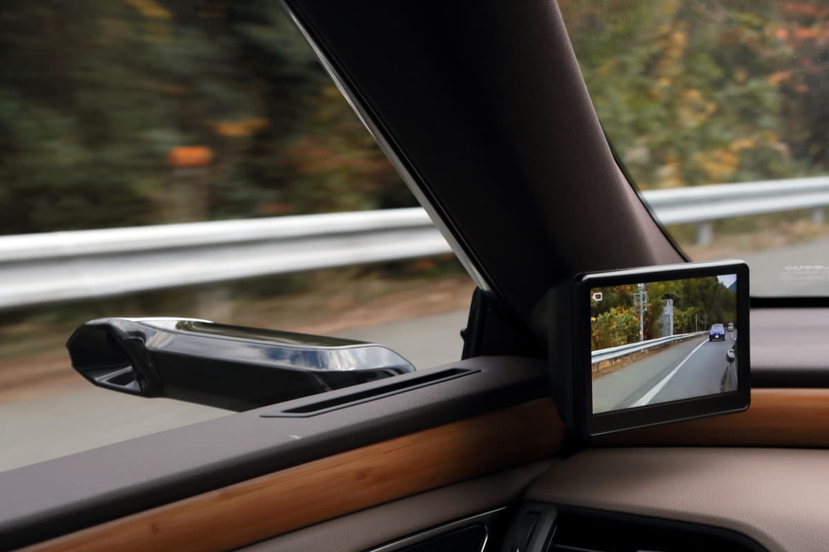 本当にメリットだけ？ ホンダEVやレクサスESが採用する「カメラ式サイドミラー」（Auto Messe ） 自動車情報・ニュース