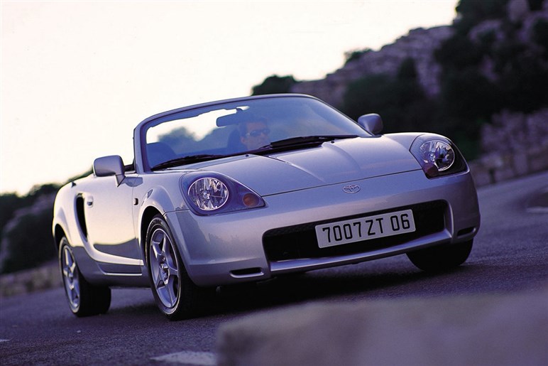 【最新】「MR2」次期型は2.0Lターボ搭載で“高級化”か。発売は26年後半予想、デザインはどうなる？