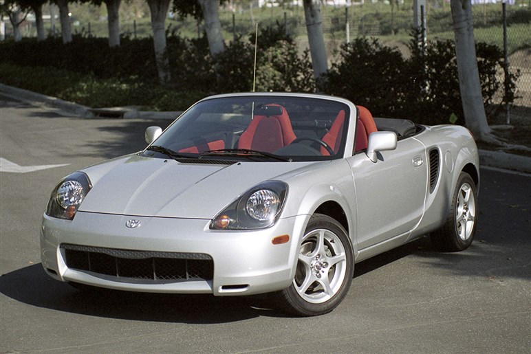 【最新】「MR2」次期型は2.0Lターボ搭載で“高級化”か。発売は26年後半予想、デザインはどうなる？