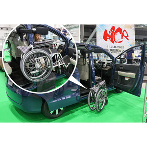 【H.C.R.2025 国際福祉機器展】車いすが手軽に収納できる、FUJICONの室内クレーン