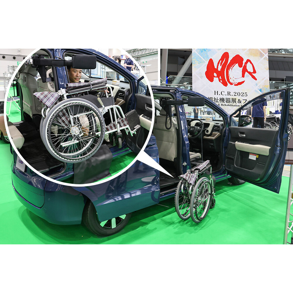 【H.C.R.2025 国際福祉機器展】車いすが手軽に収納できる、FUJICONの室内クレーン