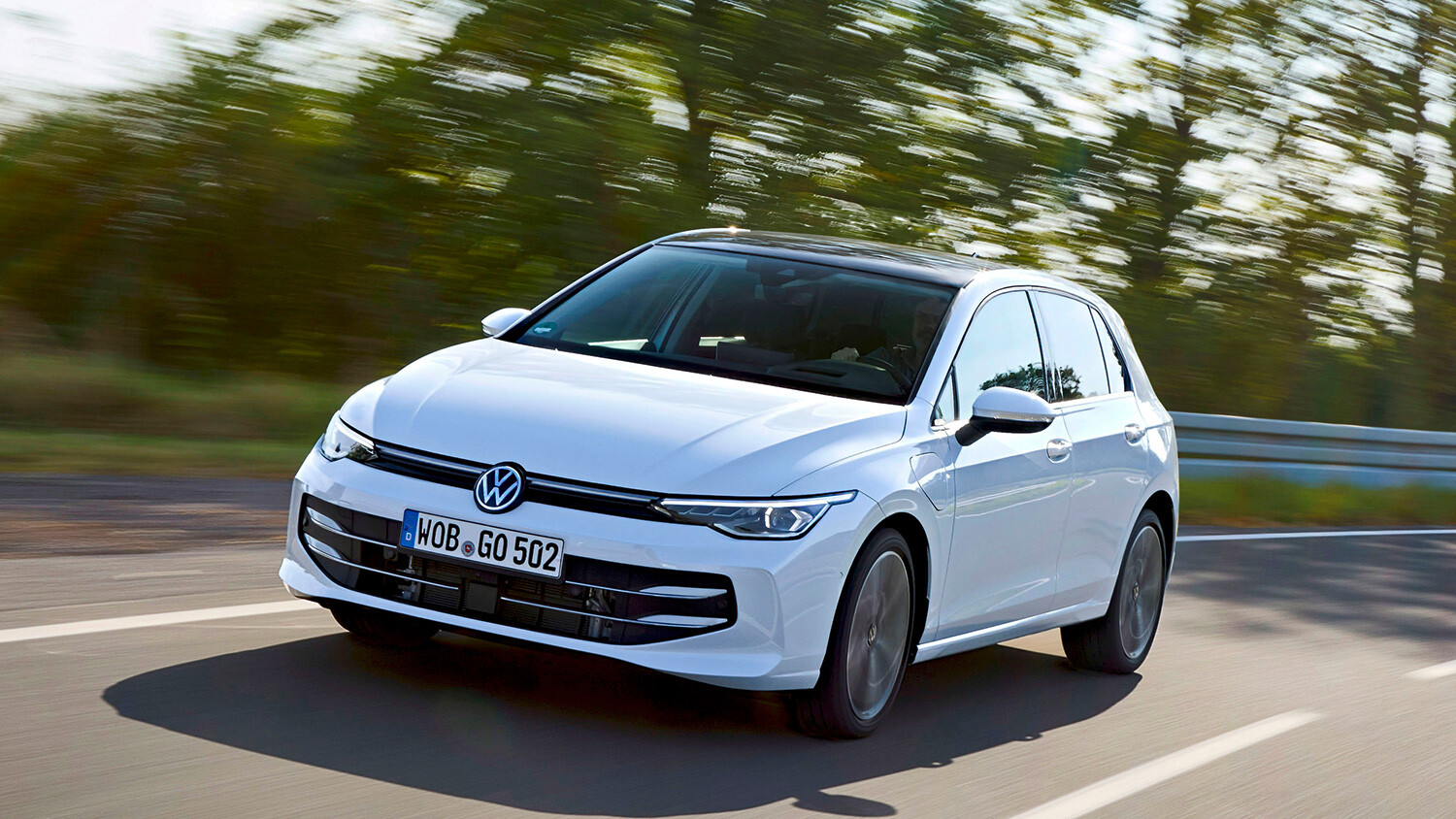電動化、運転支援機能の強化、デジタル化に注力したフォルクスワーゲンの新型「ゴルフ」「ゴルフ ヴァリアント」