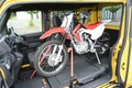 ハイエースの牙城崩せるか！ ホンダ「N-VAN」　バイクを積んでも後方確認もOK