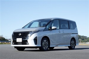 日産、新型「セレナ」発表。ガソリン車は今冬、e-POWER車は来春発売、価格は276万8700<span class=