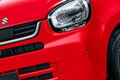 新車“約110万円”！ スズキ新「軽セダン」発表！ 4年ぶり顔面刷新＆迫力リアウィング採用！ 広々内装＆4人乗れる「アルト」何が変わった