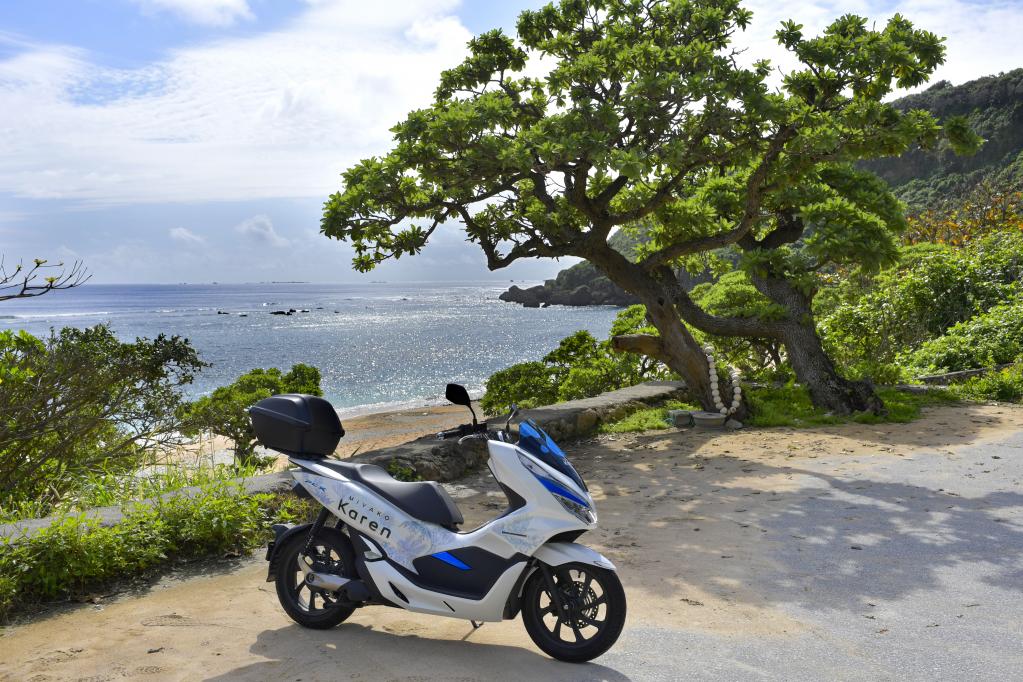 電動バイクに 見守り役 はソフトバンクとホンダ レンタルバイク事業 宮古カレン で見た最新の二輪コネクテッド技術 Pcxエレクトリック Motorfan 自動車情報サイト 新車 中古車 Carview