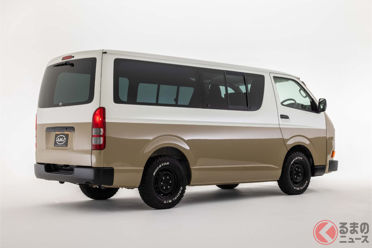 レトロ感強調したトヨタ ハイエース 発売 丸目で Toyota ロゴ強調 豪華家具付き仕様とは くるまのニュース 自動車情報サイト 新車 中古車 Carview
