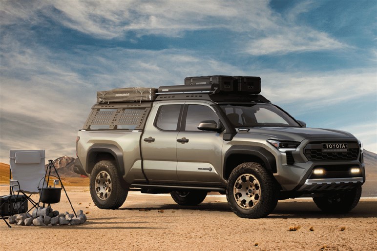 【上手すぎでしょ】デザイナーが制作した新型「RAV4」の“ピックアップ仕様”が想像以上に違和感ナシな件