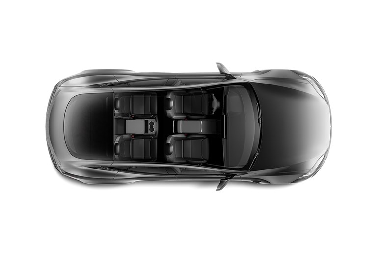 【初撮影】最強のテスラ「モデルS プラッド」改良新型がテスト開始。1100馬力超えでニュル最速奪還を狙う