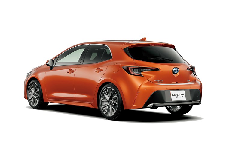 ハイブリッド1本化＆最安グレードは全車250万円以下！ 新カローラ3兄弟の買い時は超円熟期の今か、来たる新型を待つべきか