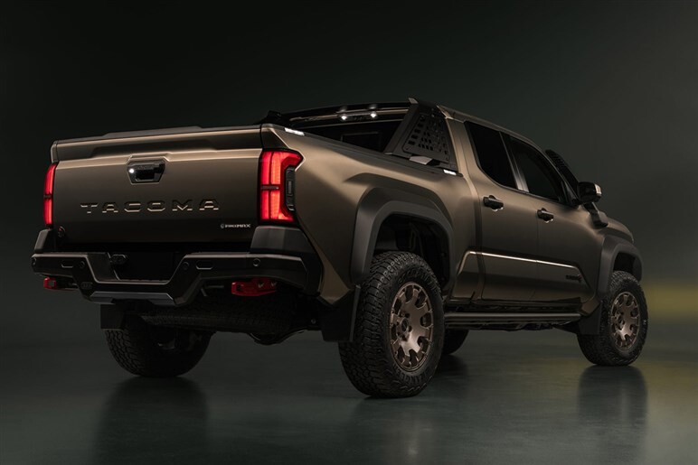 【上手すぎでしょ】デザイナーが制作した新型「RAV4」の“ピックアップ仕様”が想像以上に違和感ナシな件