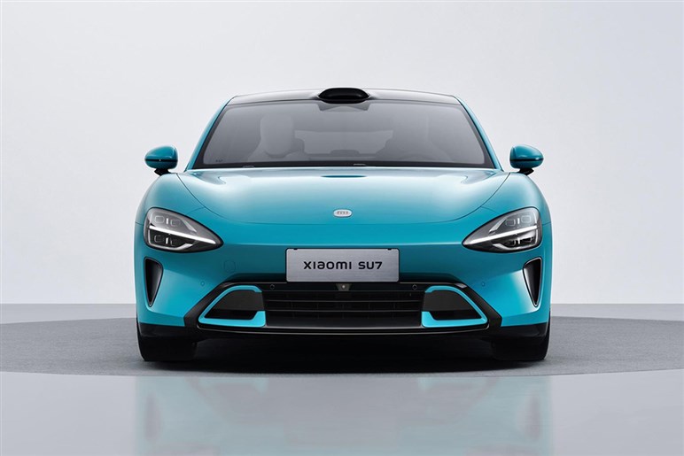 【初撮影】最強のテスラ「モデルS プラッド」改良新型がテスト開始。1100馬力超えでニュル最速奪還を狙う