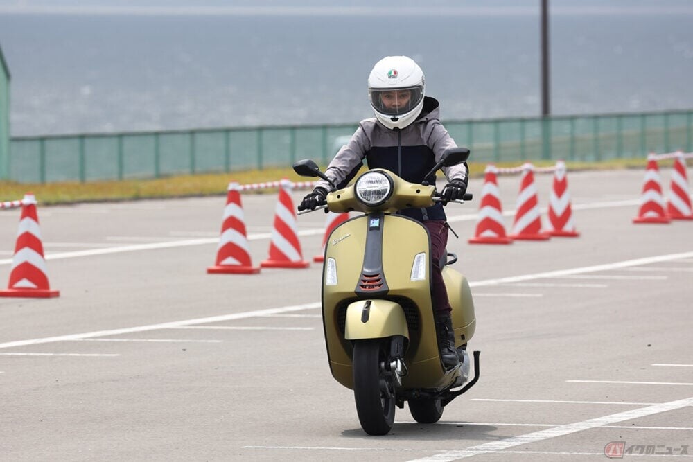 私有地なら動かしてもOK？ その場所、もしかしたら違反になるかも?? 廃車にしてナンバーを取得していないバイク