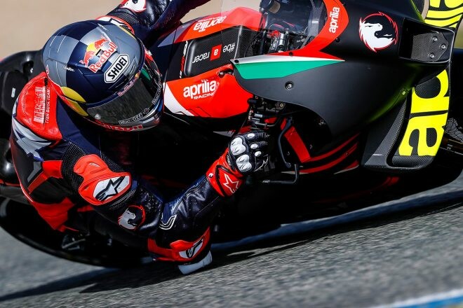ドヴィツィオーゾがアプリリアRS-GPをテスト。5月にはムジェロで2度目のテストを計画／MotoGP