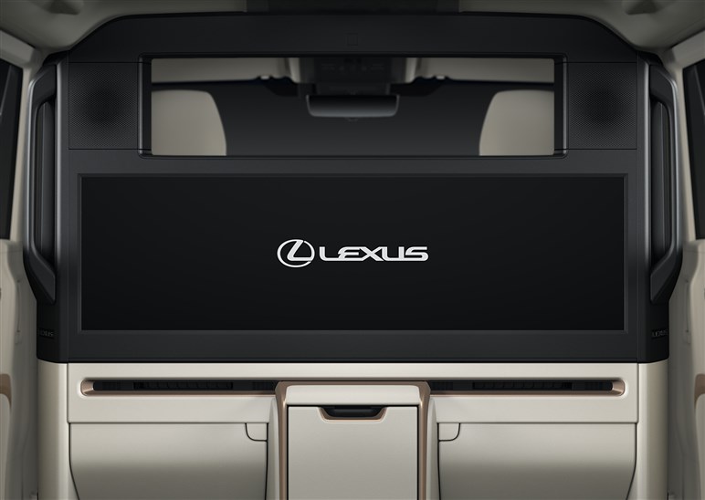 レクサス新型「LM」の価格を予想。1300万円オーバーミニバン誕生の衝撃