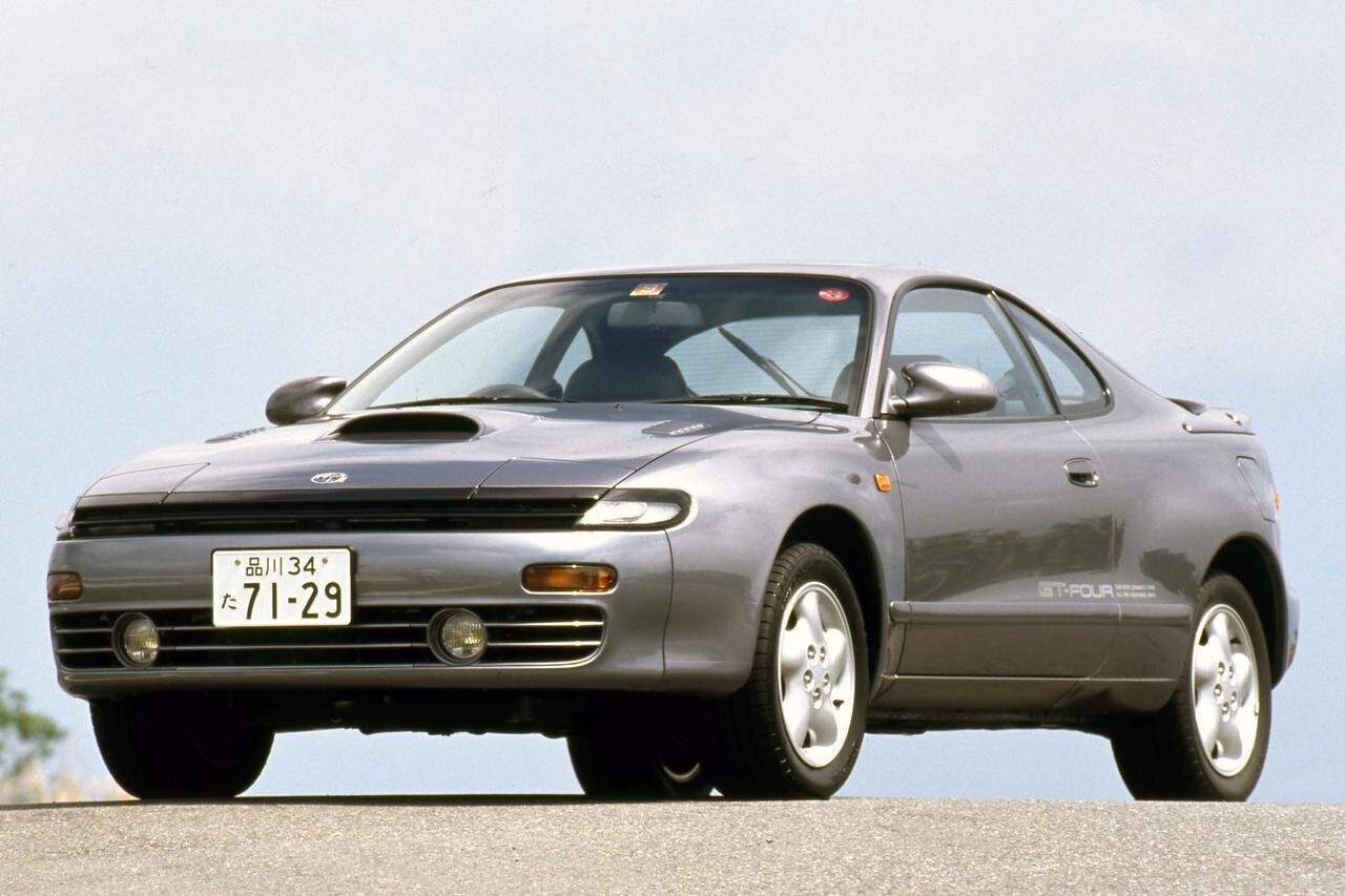 後期型は3ナンバーのワイドボディが標準仕様に！ST185の完成形だ