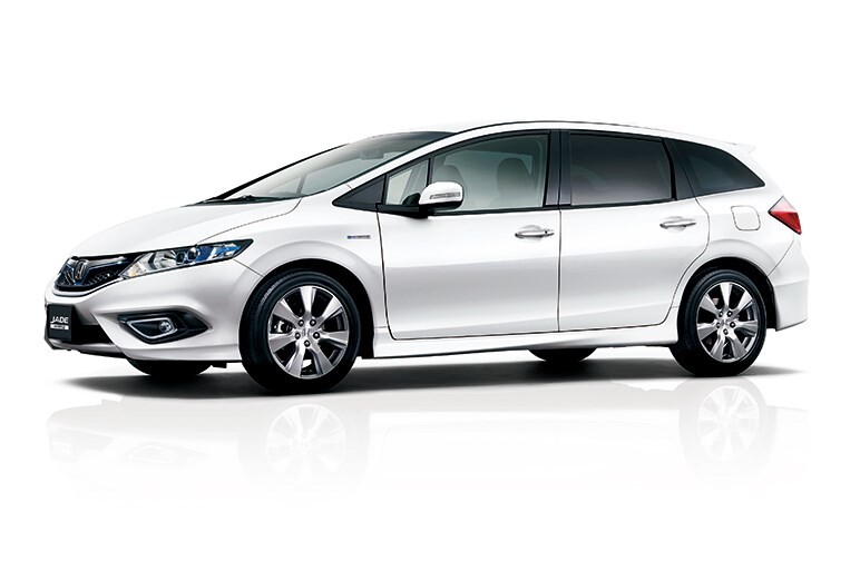 ホンダ ジェイド公式フォトを紹介