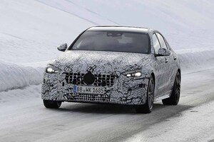 【スクープ】メルセデスCクラス新型、高性能版のAMG C43はハイブリッドテクノロジーで416馬力に！