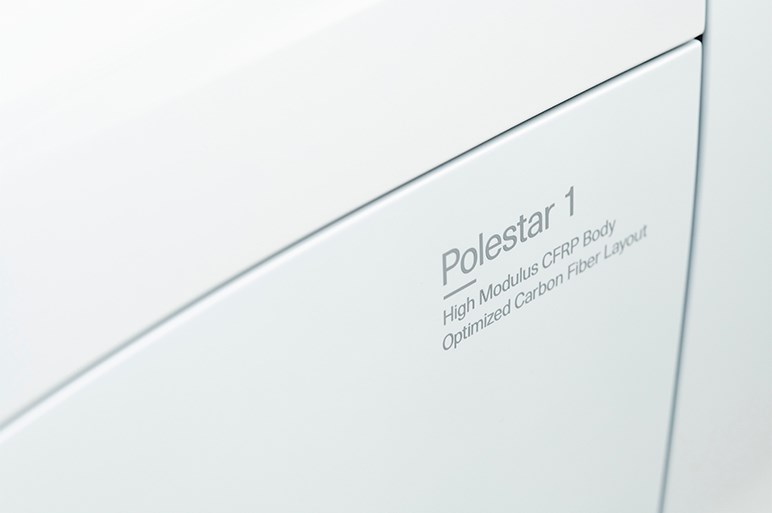 ポールスター、600hpの新型高性能クーペを発表　ボルボの技術を活用