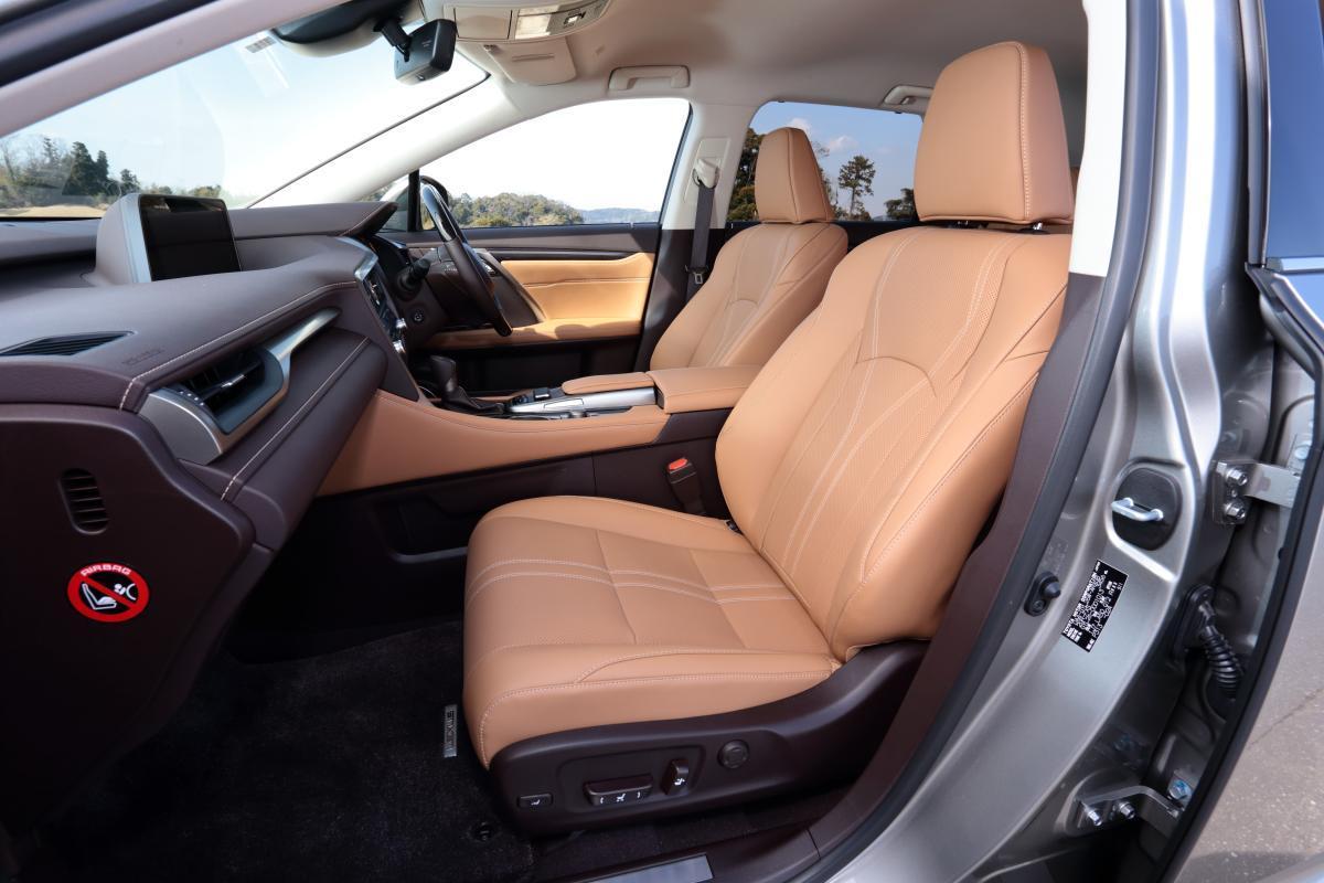 高級車の証 レザーシート デメリットを見るとやはり高額車向けの装備だった Web Cartop 自動車情報サイト 新車 中古車 Carview