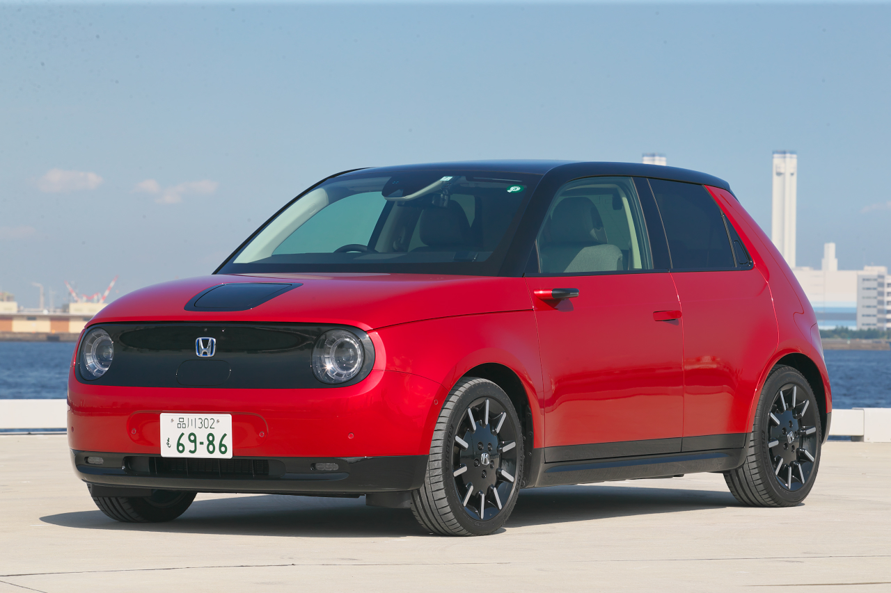 動画付き ワクワクさせてくれる電気自動車 乗ってわかった Honda E の魅力と課題 Dime ヘッドライン 自動車情報サイト 新車 中古 車 Carview