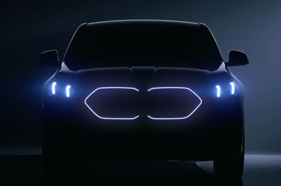 新型BMW X2　年内発表へ　現行と大きく異なるクーペSUVへ進化　バッテリーEV「iX2」も登場予定