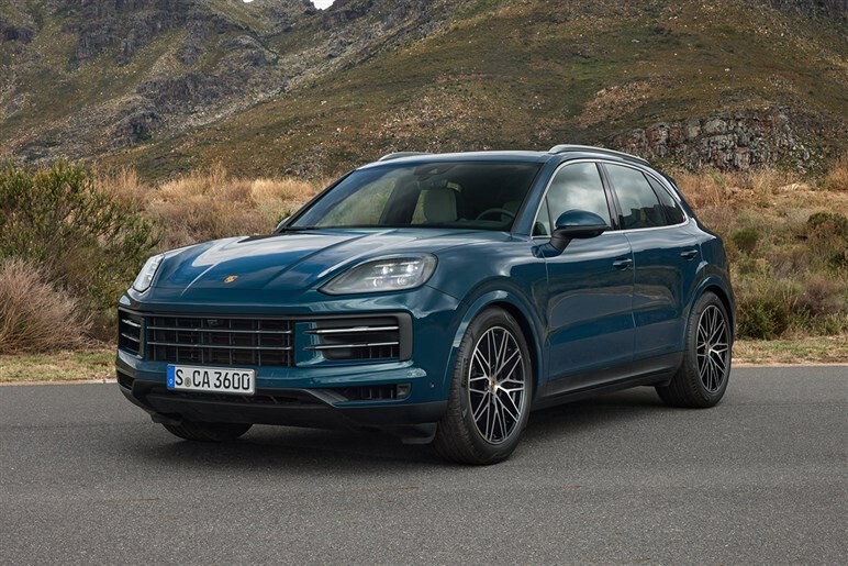 【猫も杓子も SUV 】世界的ブームの火付け役は今も人気の日本車。歴史的3台誕生の背景とは