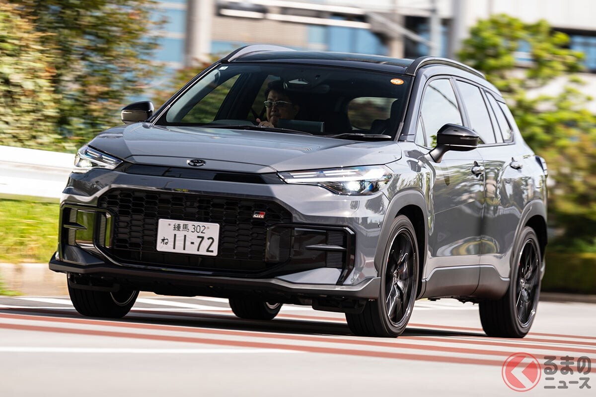 トヨタ「新型カローラクロス」に史上初“走り”の「GRスポーツ」設定！ 実際どう違う？ パワフル「2リッターエンジン」×専用“スポーツサス”も採用！ 注目の「スポーツ仕様」の印象は？