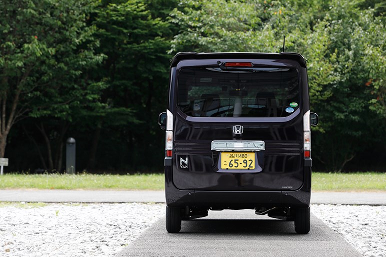 ホンダN-VANはアイデア満載の意欲作。Nシリーズ次のターゲットは軽SUVか!?