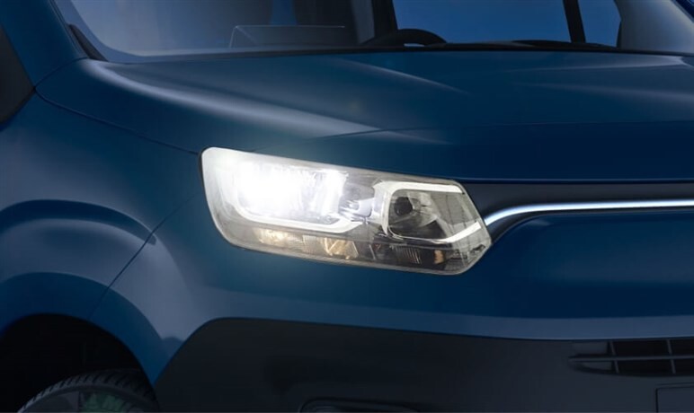 プジョーの“タフ系”ミニバン新型「リフター」発売。兄弟車フィアット「ドブロ」は20万円もお得な限定車追加