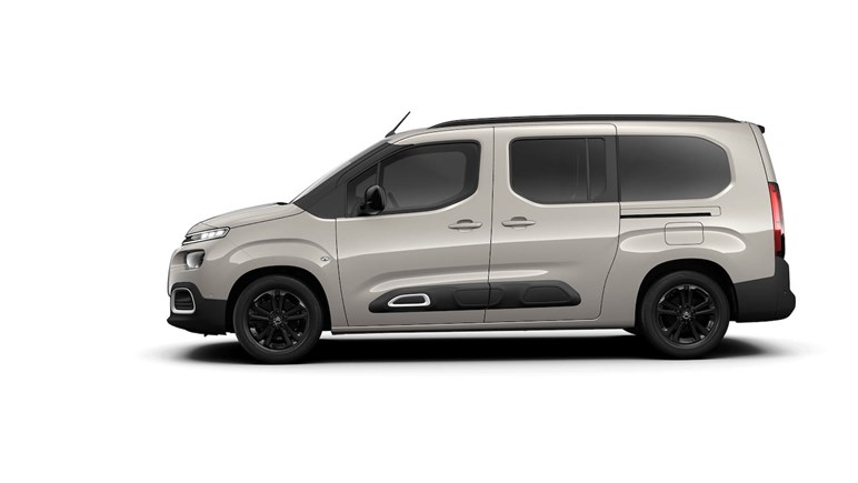 プジョーの“タフ系”ミニバン新型「リフター」発売。兄弟車フィアット「ドブロ」は20万円もお得な限定車追加