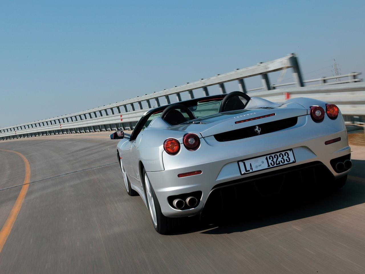 フェラーリ　F430  雑誌　カタログ フェラーリ F430 雑誌 カタログ フェラーリ F430 カタログ PDF