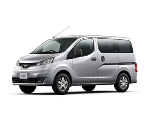 日産 NV200バネットを仕様向上、「チェアキャブ」にも先進安全装備を拡充