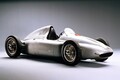 最初のポルシェ「356」はRRかと思いきやミッドシップ!?　MRの実車が作られるもなぜRRで市販されたのか？